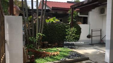 Move in condition 1 storey Terrace house near Taylor University 1