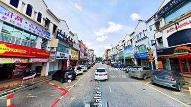 Exclusive 3 Storey Endlot Shop for Sale 1