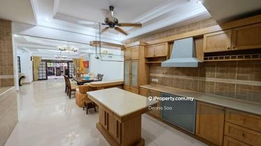 South facing 2.5 storey with walking distance to Puay Chai 2 primary  1