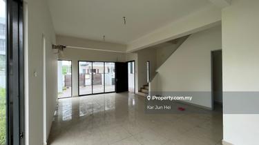 Cheap Nice Corner 3 Sty Superlink Spring Villa Bandar Mahkota Cheras  1