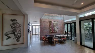 A modern design semi detached house 1
