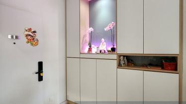 Newly renovated 3 bedrooms  1