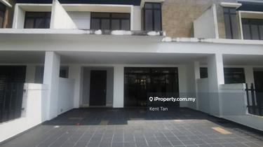 Austin Duta double storey for sale 1