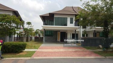 Semi-D house for Sale 1