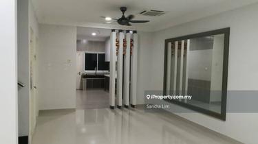 Well maintained good location superlink for sale 1