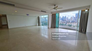 Big and bright living. Open kl city view. Comfortable to stay 1
