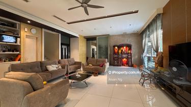 3 Storey Bungalow with Fully Renovated & Swimming Pool 1