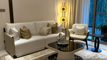 Luxury lifestyle Pavilion Square 1