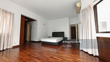 Well maintained high flr Fully Furnished unit  1