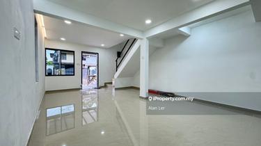 Senai Taman Handal 2-Storey Low-Cost Corner Lot For Sale  1