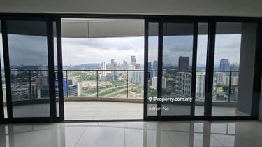 5mins to Midvalley. Practical layout with big balcony. Low density 1