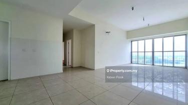 Below Market Elevia Residences Corner Facing Lakeview In Puchong Prima 1