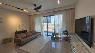 Just Listed! Tastefully renovated unit with move in condition 1