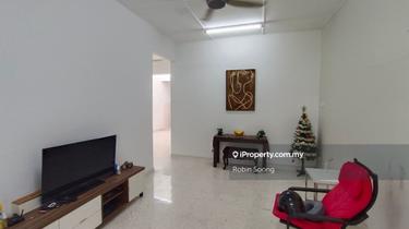 Freehold 1 Storey Terrace in Ujong Pasir  1