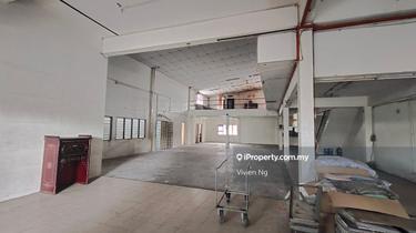 Warehouse For Rent In Menglembu  1