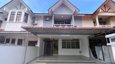 Jalan Undan,Taman Perling / Double Storey House /Good Condition 1