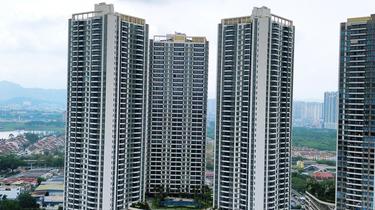 Newly Completed Development at Lakeside Near MRT and KTM stations 1