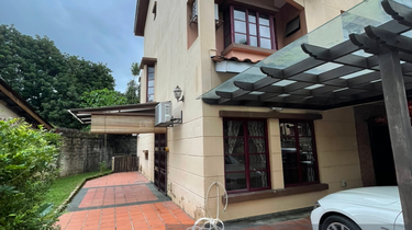 Corner Terrace house for Sale 1