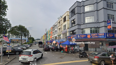 Bandar Puchong Utama shop for Rent 1