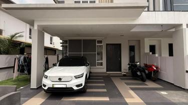 End Lot -Gated & Guarded -Renovated -Partial Furnished -Facing North 1