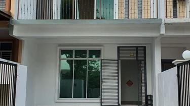 Mount Austin Double Storey Terrace House 20x70  1