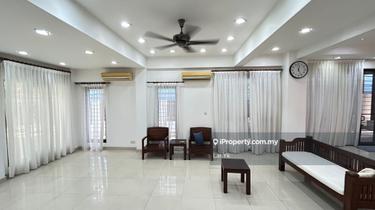 Short drive to Empire Subang, Sunway & Monash University 1