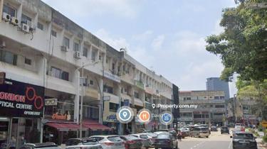 4 Storey Shop @ Damansara Uptown , Facing internal square 1
