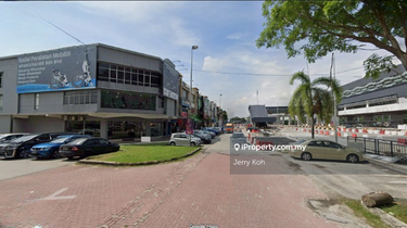 Hot area corner lot 2 storey Shop Office Good Location 1