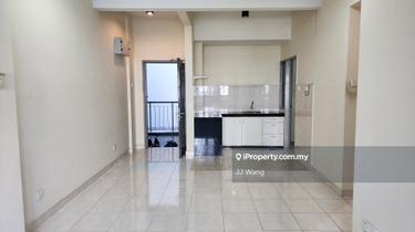 Corner Lagoon Suite Condo for sale by Jj Wang 1