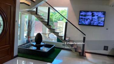 Well maintained 2 Storeys Bungalow at Bandar Kinrara 6 for Sale!! 1
