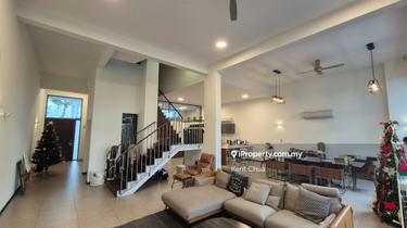 Limited 3sty Type D Luxury Terrace with private lift for sale! 1