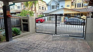 Freehold Large built up terrace with 24 hours security  1