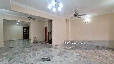 Very well maintained unit 1