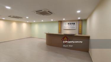 1st floor for office lot corner unit for rent  1