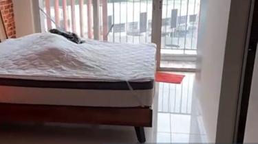 Suria Jelutong studio, strategic location, well keep & nice furniture 1