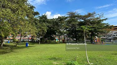 Near Park and MRT, Endlot, Kitchen Extended 1