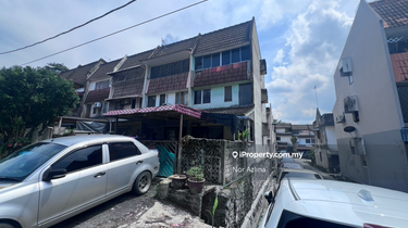 3 Storey Terrace House (End Lot) at Taman Melur, Ampang 1