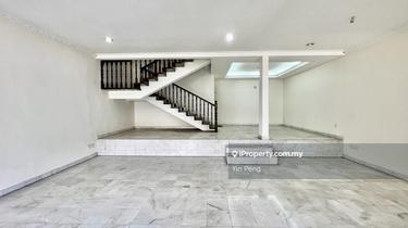 Guarded, 2-Storey Terrace  1