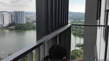 M Luna 3 Room Lake View 1