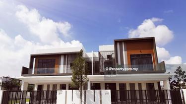 Semi-D house for Sale 1