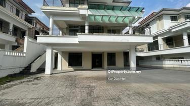 Cheap Nice Big 2.5 Stry Bungalow at Damai Gayana Cheras 1