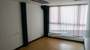 Taipan shop/office for rent 1