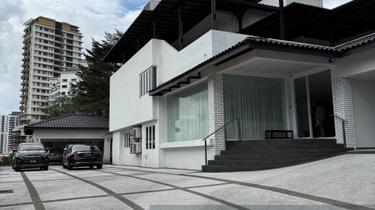 Luxury 3.5-Storey Bungalow in Bangsar Jalan Ara 1