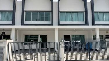 2 Storey Terrace 20x70 with Partly Furnished 1