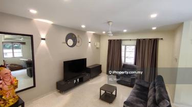 Corner unit ss14, walking distance to lrt ss18 1