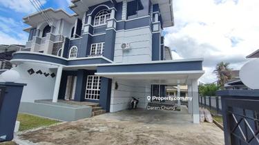 Triple Storey House For Sale 1