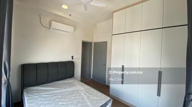In the city center of PJ Damansara, short walk to LRT, 5min to 1 Utama 1