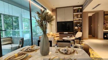 Showrom is open! Contact me to arrange a viewing anytime/day. 24/7. 1