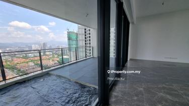Luxury condo with stunning view  1