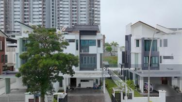 Pickleball Court 3 Storey Semi-D Taman Sunville Sungai Long Kajang 1